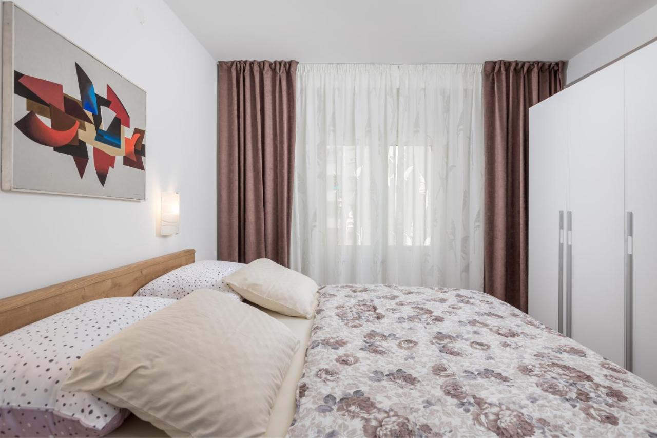 Relax Fiume Apartment Bagian luar foto
