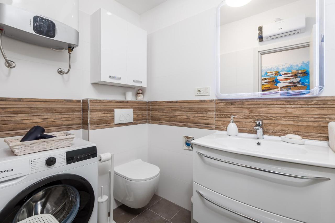 Relax Fiume Apartment Bagian luar foto