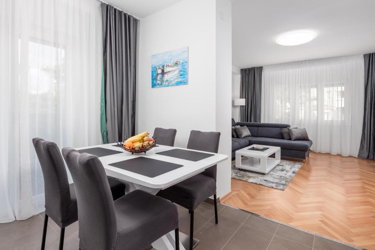 Relax Fiume Apartment Bagian luar foto